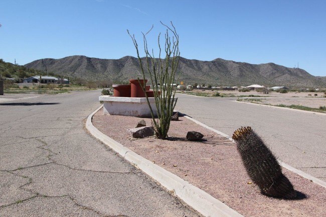 Building Photo - 10575 W Arica Rd