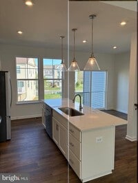 Building Photo - 473 Husky Trl