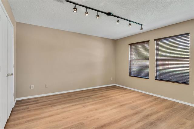 Building Photo - 2124 Blanco Ln