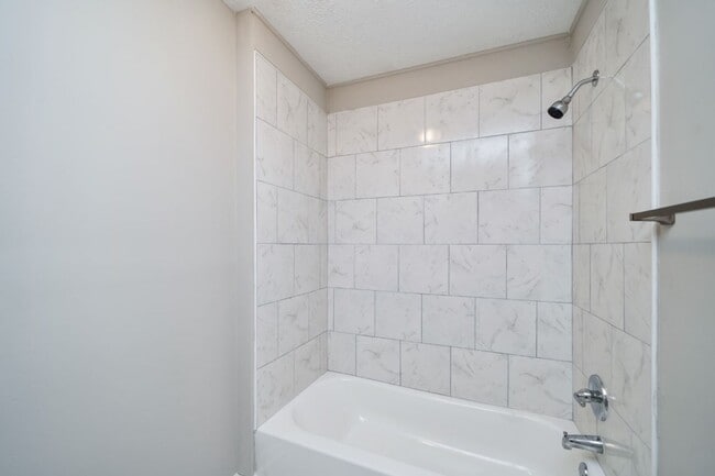 Building Photo - “You Won’t Believe the Space — Gorgeous 4BR Hueytown Home”