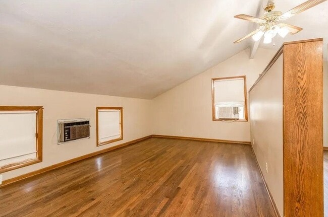 Building Photo - 4818 Norwood Ave