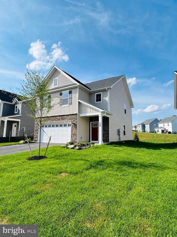 Building Photo - 128 Wappinger Ter