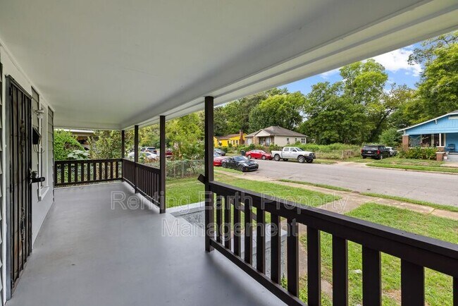 Building Photo - 3111 Avenue D