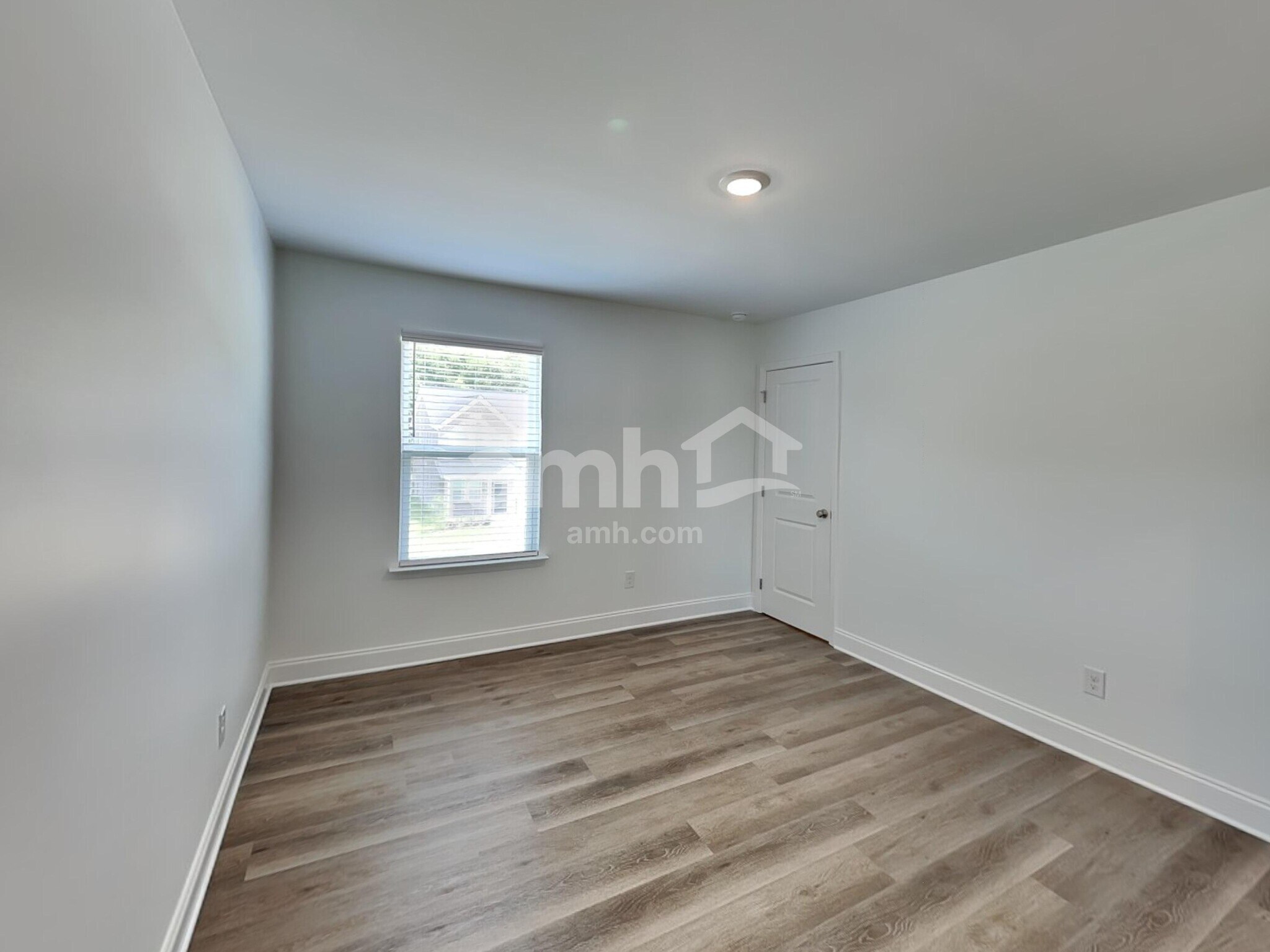 Building Photo - 200 Argea Dr