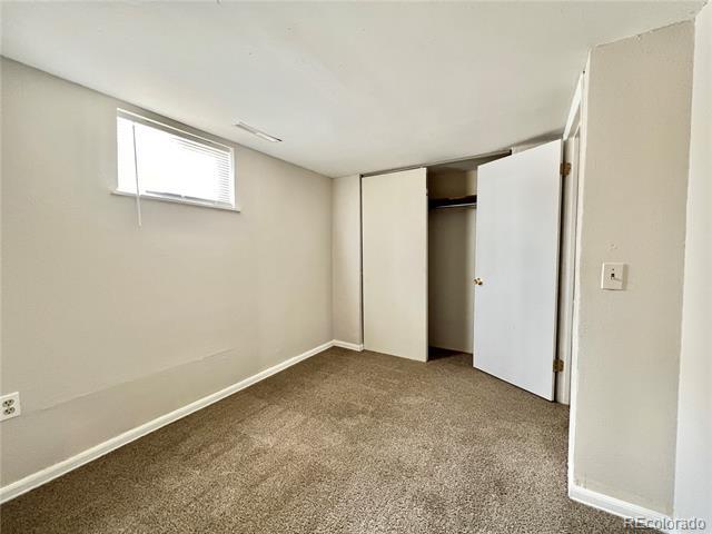 Building Photo - 5163 Beach Ct