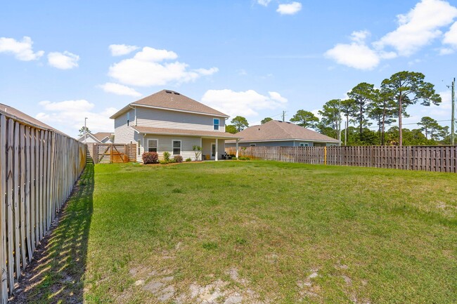 Building Photo - 25 Krewe Cir