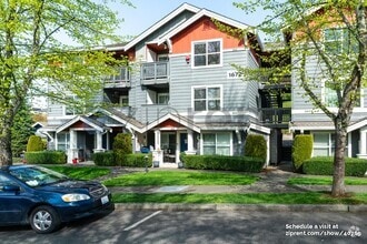 Building Photo - 1672 25th Pl NE