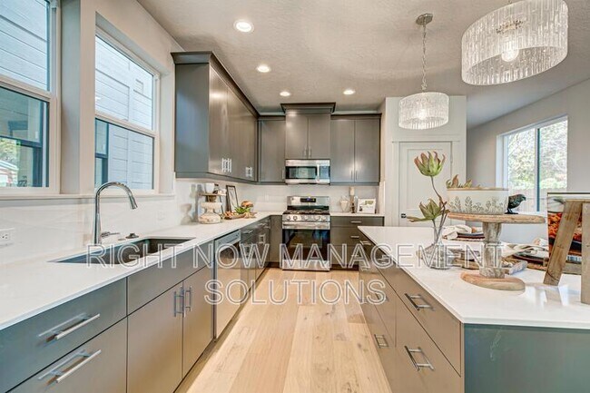 Building Photo - 2106 N 35th St
