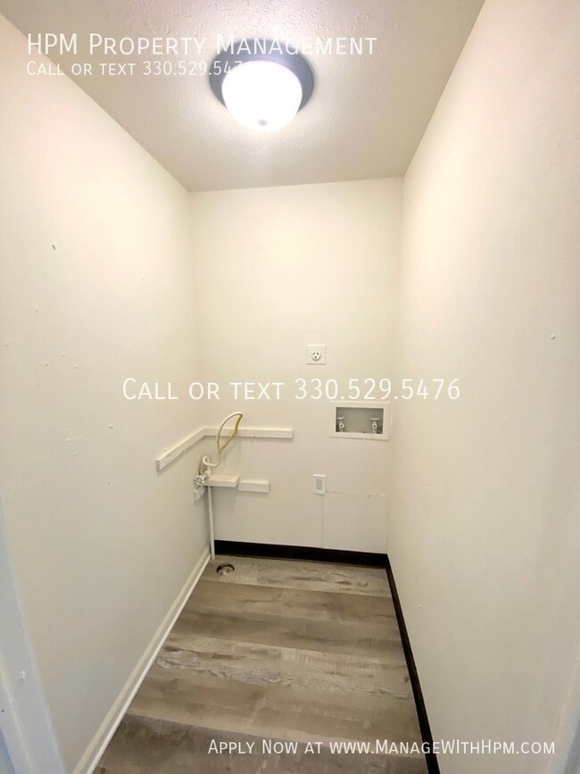 Building Photo - 3055 Dalton Pl SW