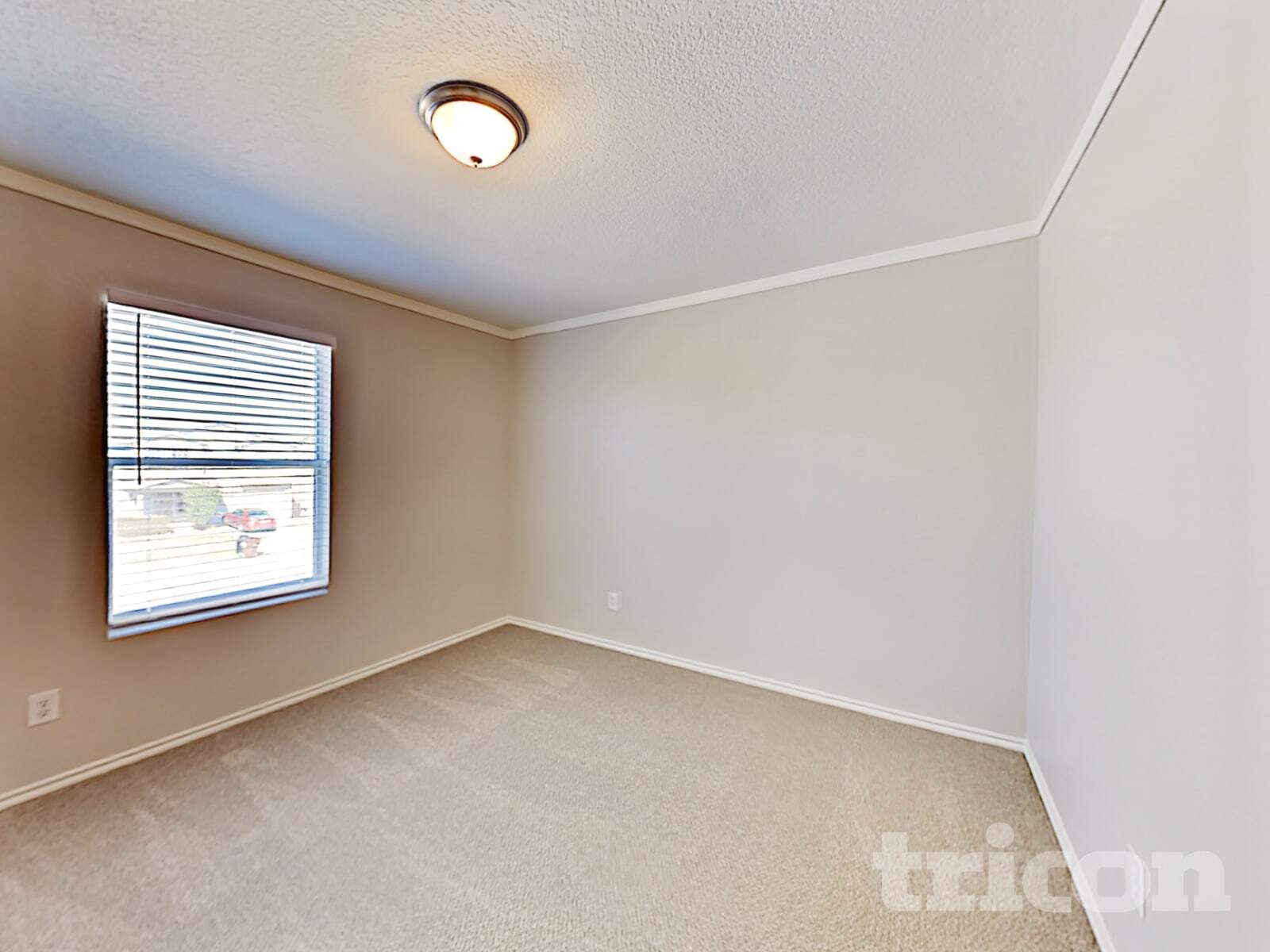 Building Photo - 9722 Amber Cove