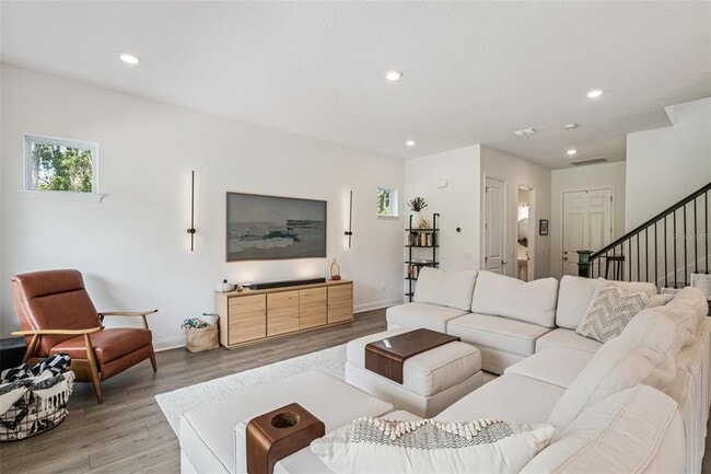 Building Photo - 534 Wishbone Ln