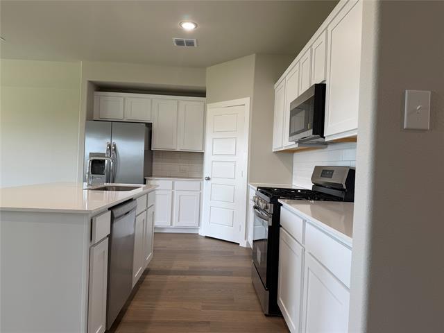 Building Photo - 517 River Rdg Dr