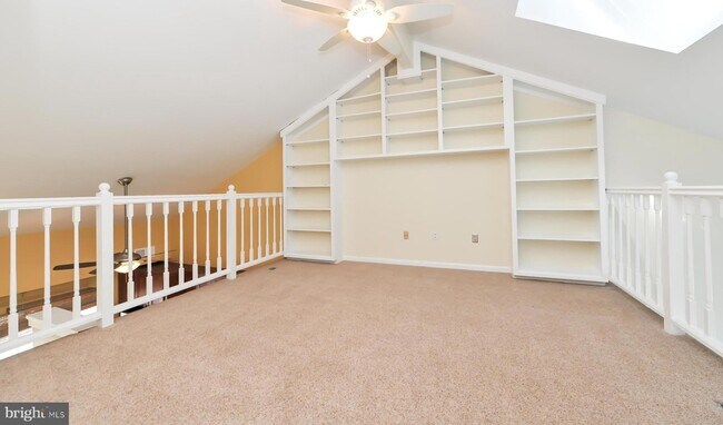 Building Photo - 2810 Yarling Ct