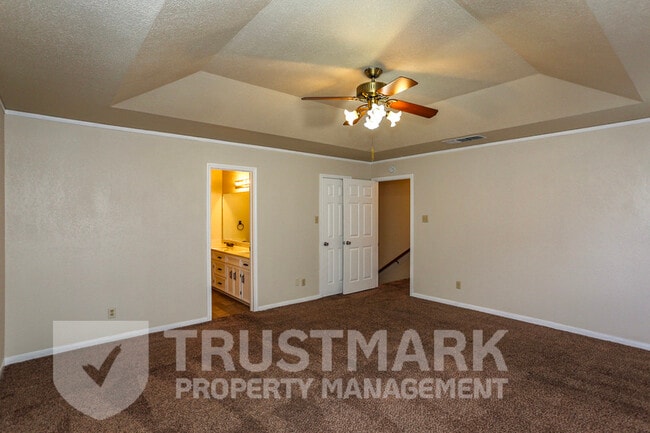 Building Photo - 1905 Elk Trail