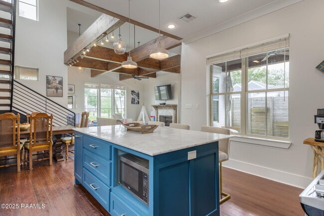 Building Photo - 112 Avoyelles Dr