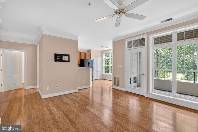 Building Photo - 2111 Ganton Green