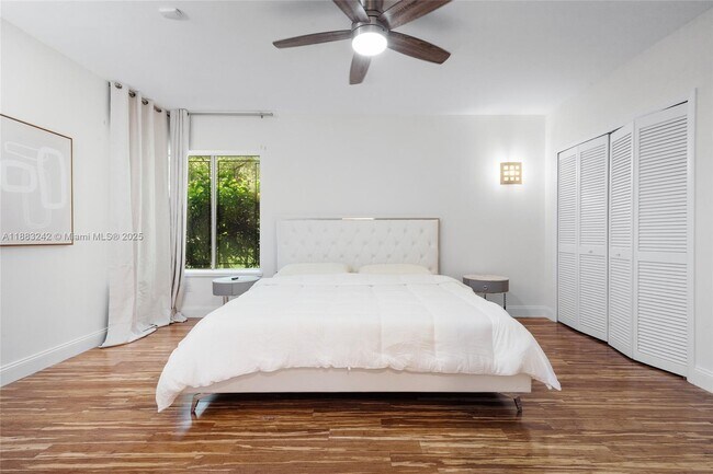 Building Photo - 5810 Maggiore St