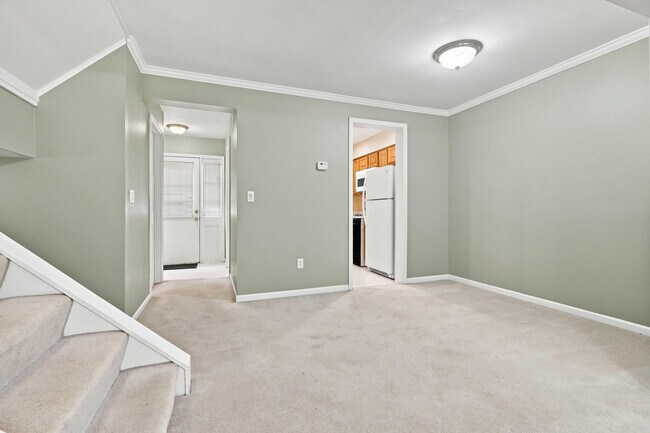 Building Photo - 5141 Buckingham Pl Dr