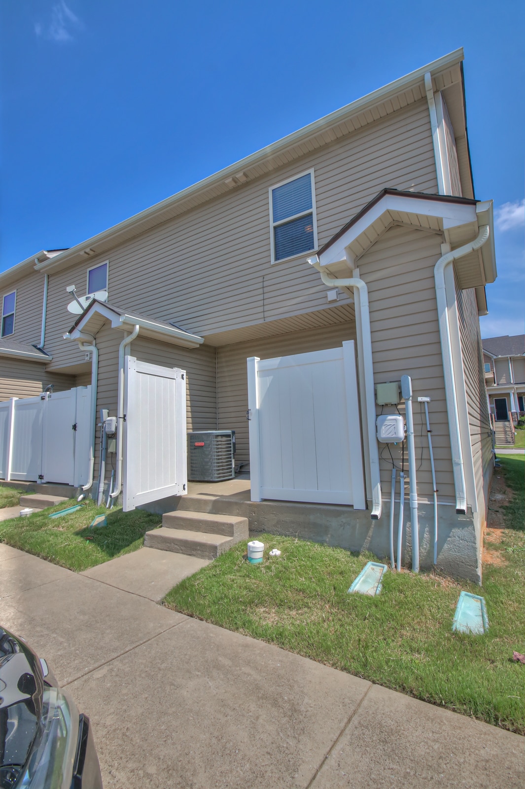 Back Patio (Exterior) - 1514 Sprucedale Dr