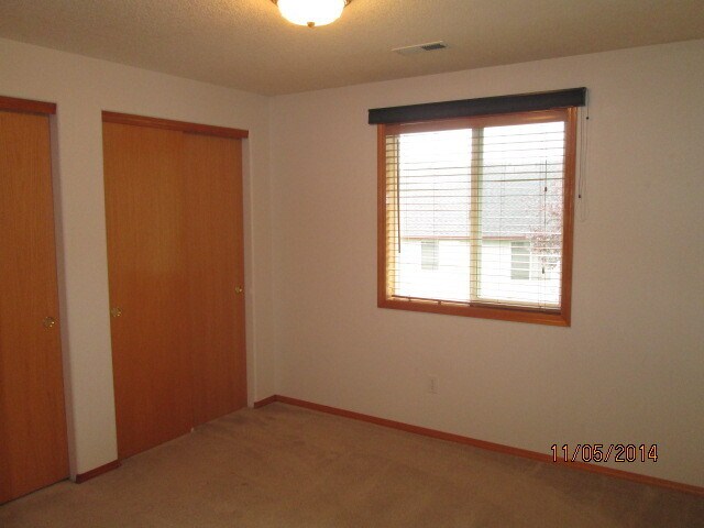 Building Photo - 3310 NE 164th Ct