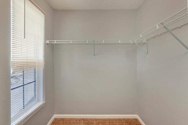 Building Photo - FOR RENT AND READY FOR IMMEDIATE OCCUPANCY! STUNNING LAKE VIEWS • 3 BEDROOMS • 2.5 BATHROOMS • AT...