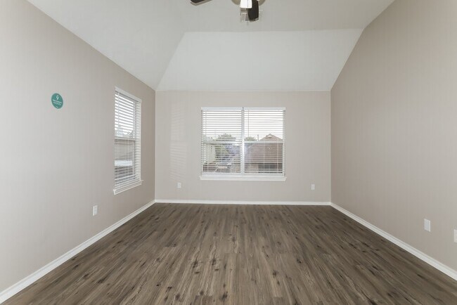 Building Photo - 6363 Bright Falls Ln