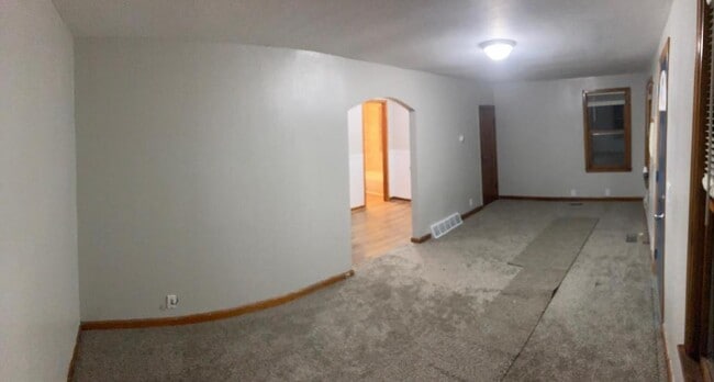 Building Photo - 604 S Fillmore St