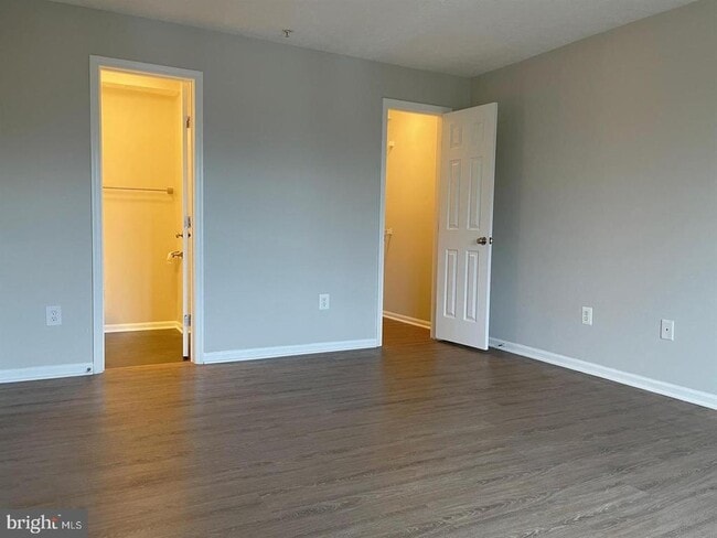 Building Photo - 13107 Briarcliff Terrace