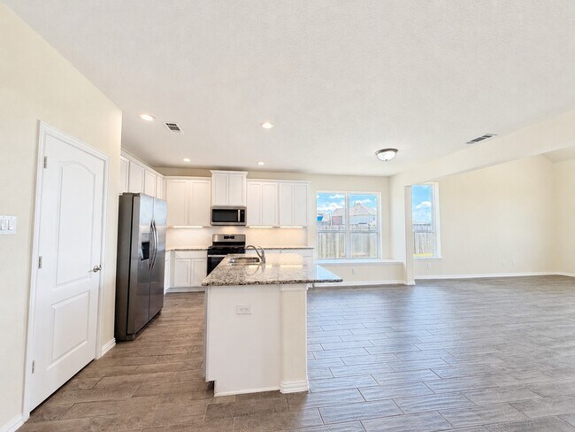 Building Photo - 9734 Willowmoor Lane