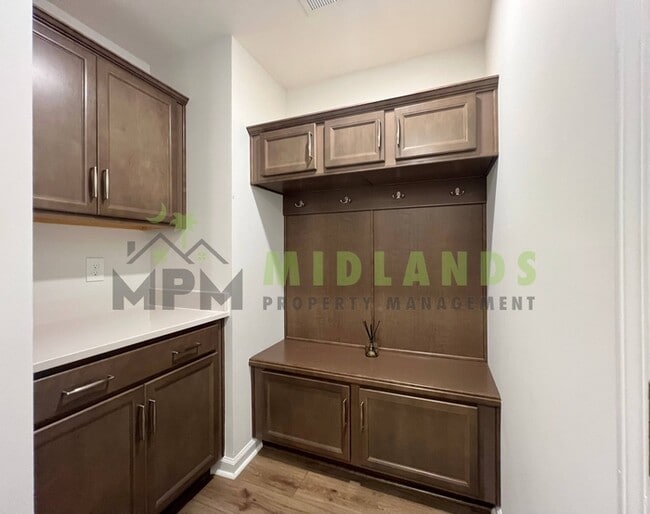 Building Photo - 333 Canary Grass Ct