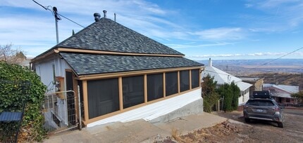 Building Photo - Occupied Do not disturb Tenant - 2 Bedroom...
