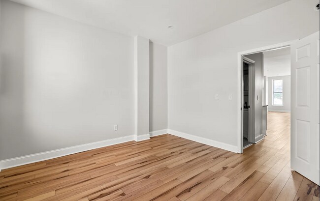 Building Photo - 41X N Collington Ave, Baltimore, MD 21231