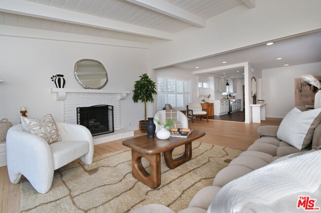 Building Photo - 12614 Morrison St