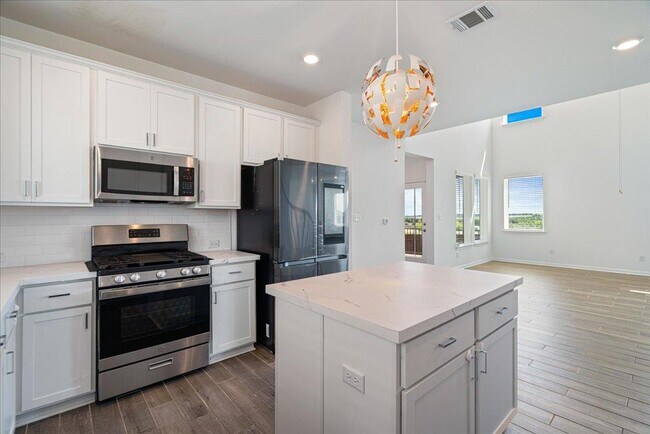 Building Photo - 6516 Rounded Pebble Ln