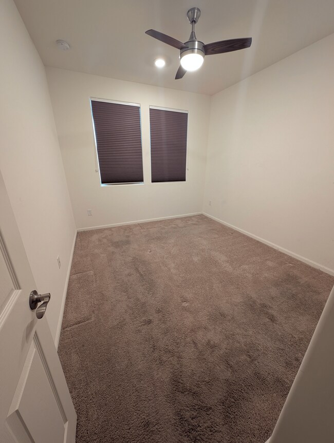 Building Photo - Four bedroom beauty in Star Valley