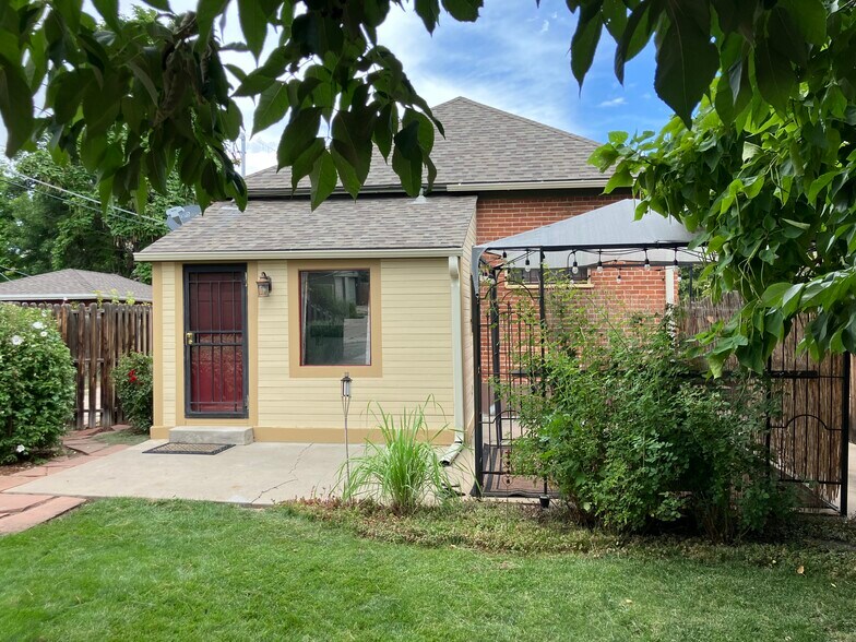 Building Photo - 3528 W 24th Ave