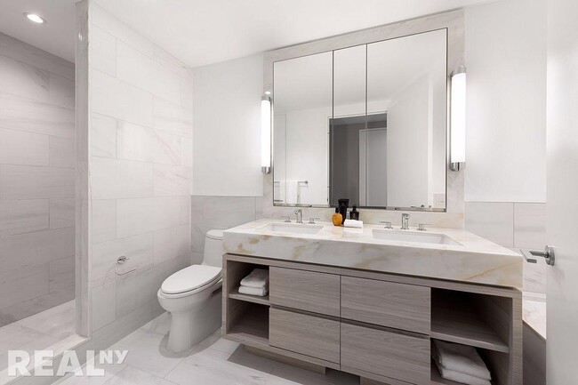 Building Photo - 675 West 59th Street