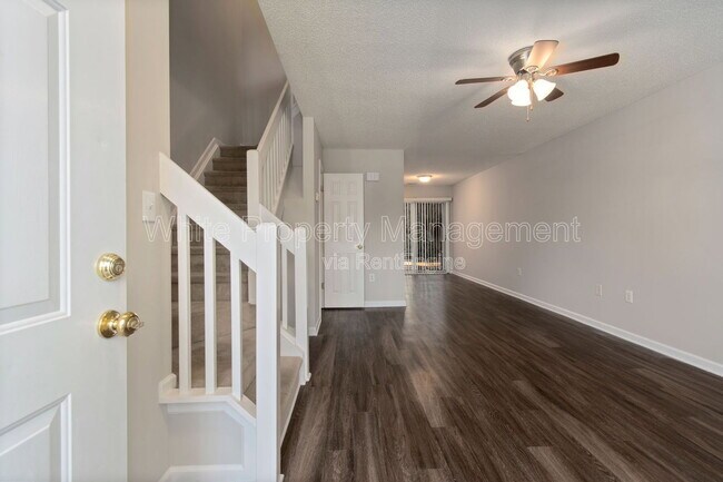 Building Photo - 12311 Bluestem Ln