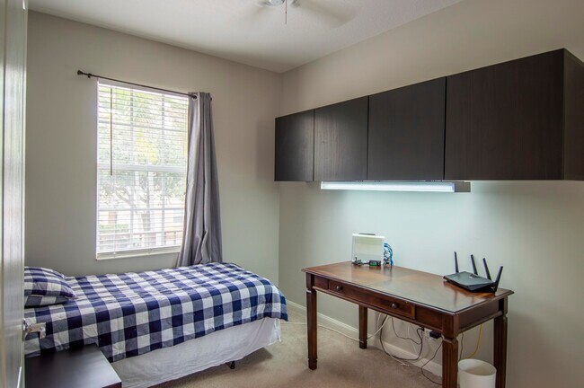 Building Photo - 504 Capistrano Dr