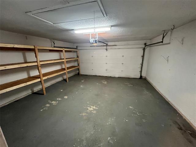 Building Photo - 2405 Brookside Dr