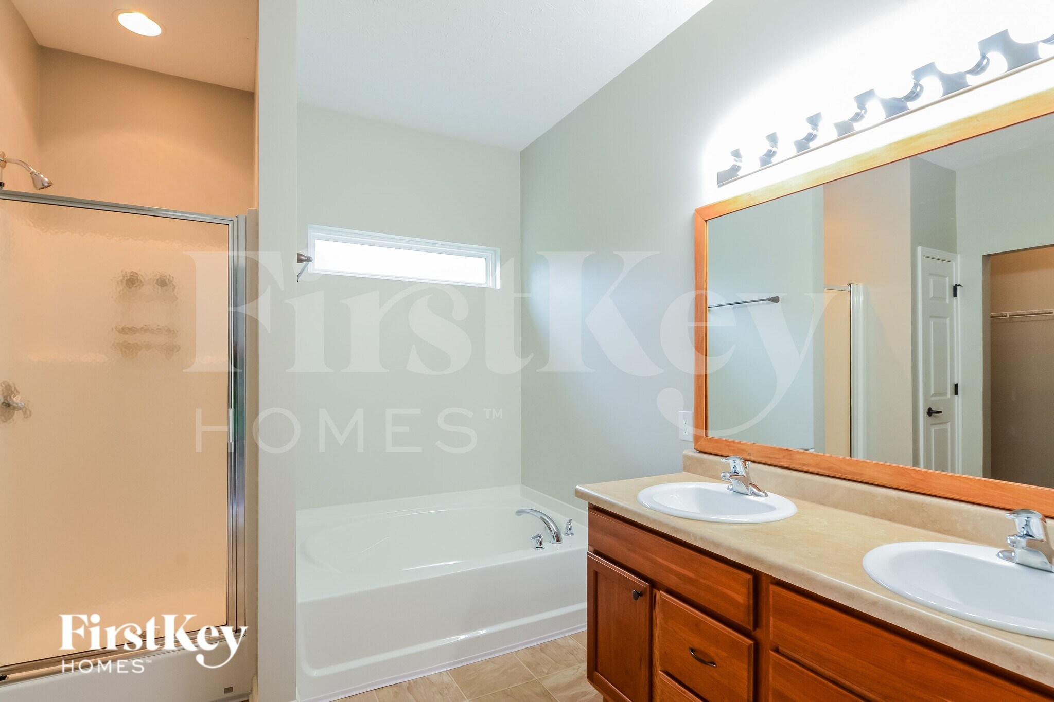 Building Photo - 1853 Archbury Dr