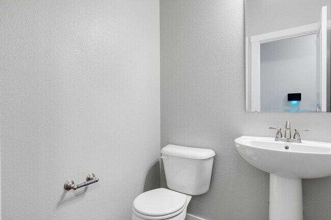 Building Photo - Modern 4-Bedroom Home in Meridian – Spacious Layout + Great Location