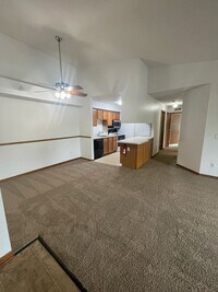 Building Photo - 2636 Stadium View Dr