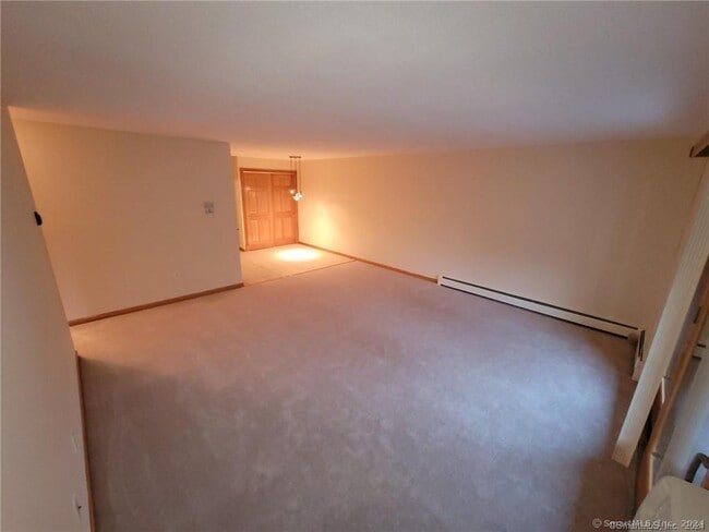 Building Photo - 17 Stony Brook Dr