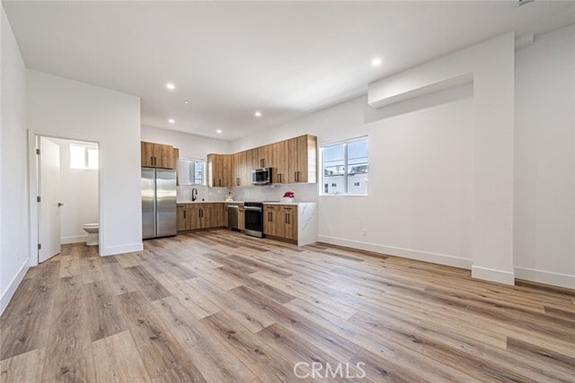 Building Photo - 4445 Auckland Ave