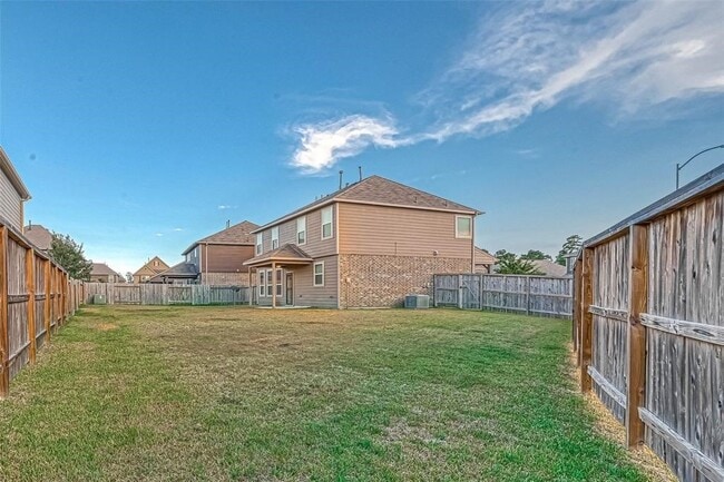 Building Photo - 2561 Magnolia Fair Way