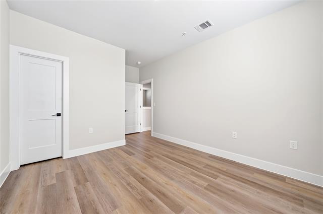 Building Photo - 3006 Harmon Dr
