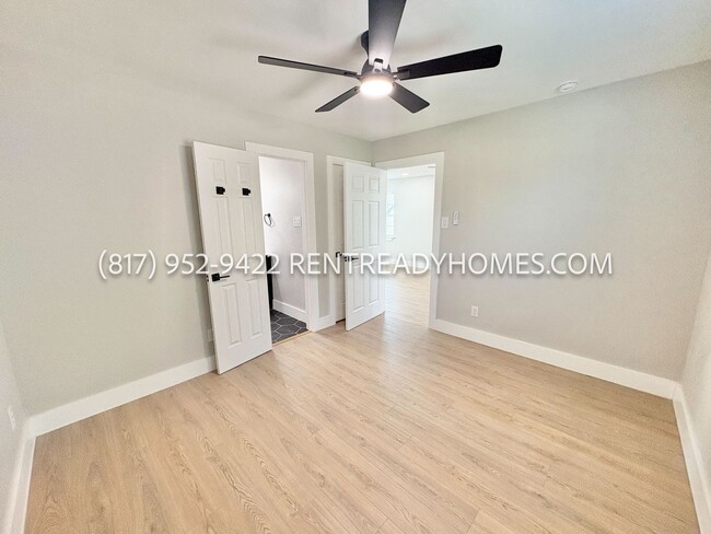 Building Photo - 4009 Lamar St