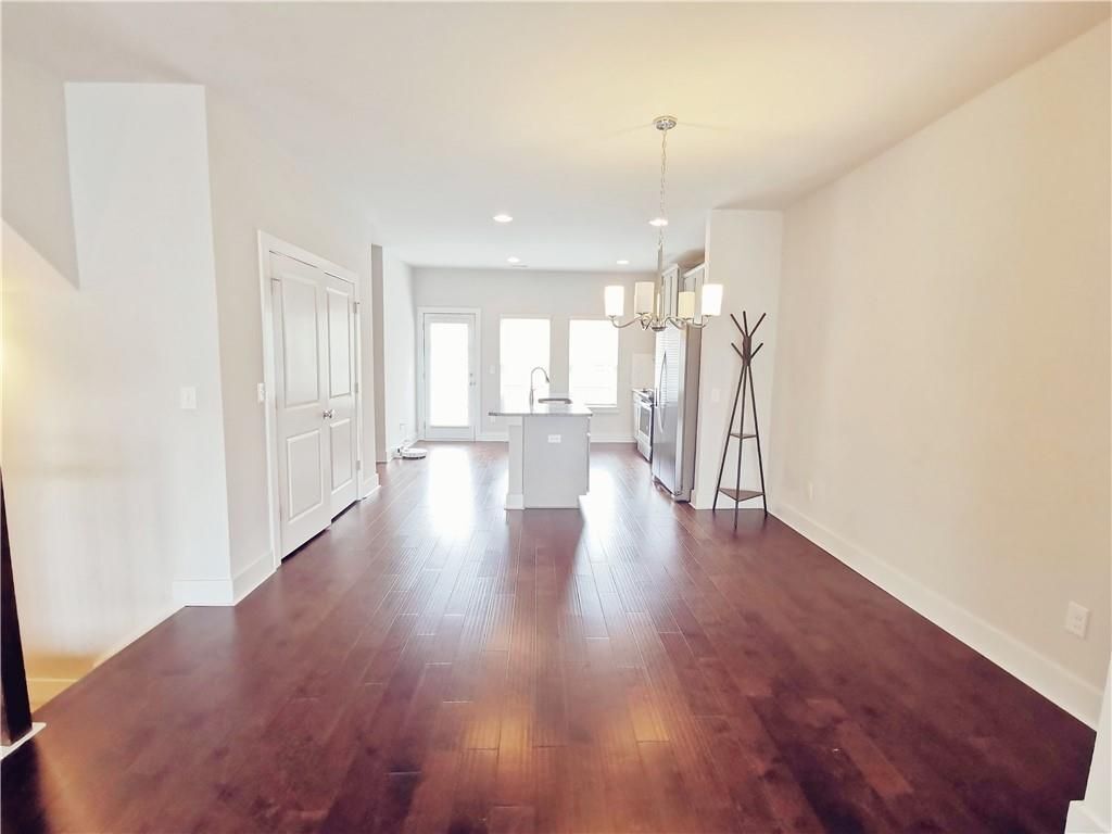 Building Photo - 3795 Oxford Cir