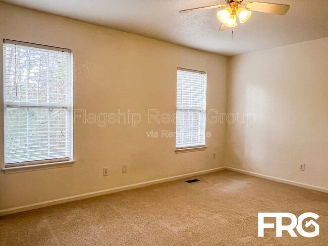 Building Photo - 4270 Williamsbrook Ln